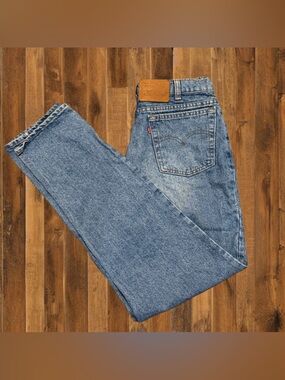 Vintage Levi’s 531 Jeans 34x30 Made in Canada 90s Light Wash Unisex Mom Jeans